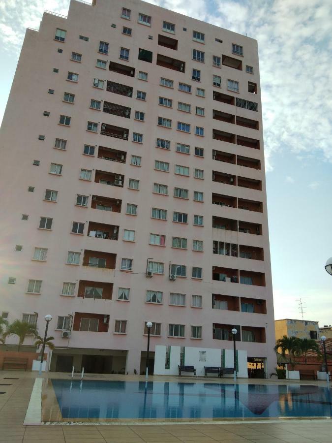 Plaza Melaka Raya Apartment Exterior foto